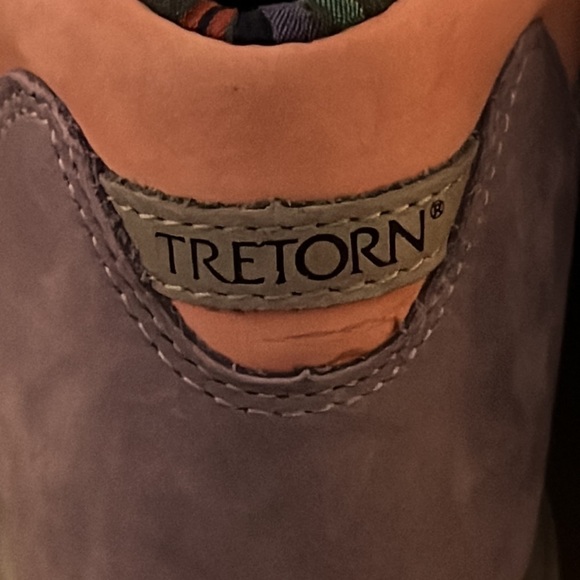 Tretorn Hi top athletic shoe boot women’s size 7 1/2 B pink purple and gray NWT - Picture 7 of 11